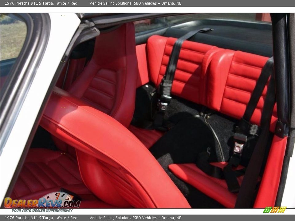 Rear Seat of 1976 Porsche 911 S Targa Photo #9