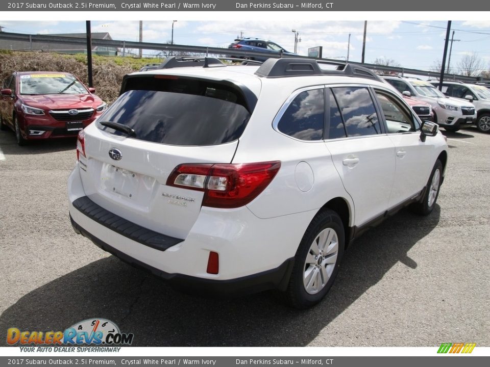 2017 Subaru Outback 2.5i Premium Crystal White Pearl / Warm Ivory Photo #5