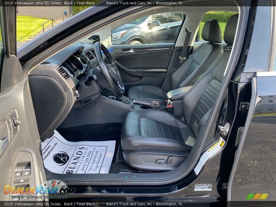 Front Seat of 2015 Volkswagen Jetta SEL Sedan Photo #5