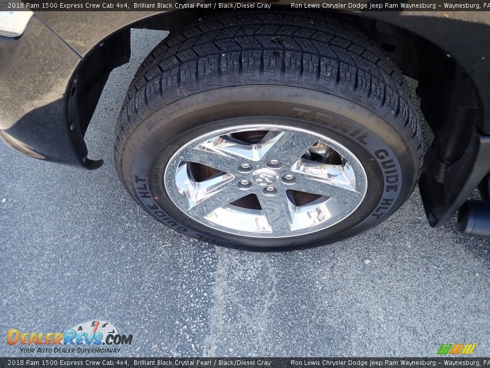 2018 Ram 1500 Express Crew Cab 4x4 Brilliant Black Crystal Pearl / Black/Diesel Gray Photo #2