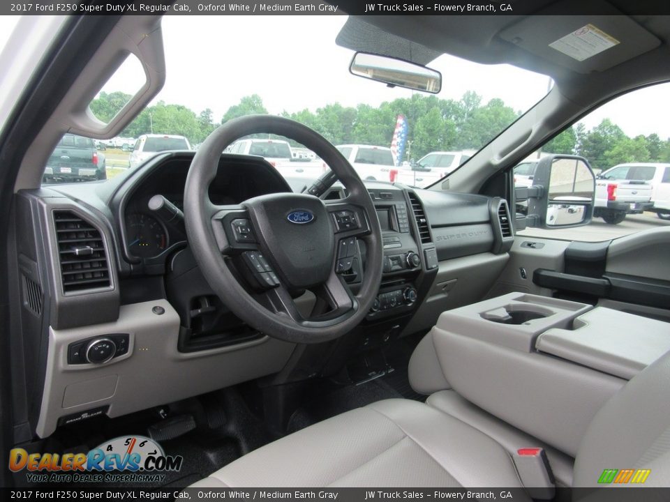 Front Seat of 2017 Ford F250 Super Duty XL Regular Cab Photo #21
