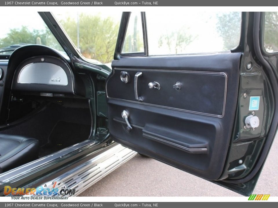 Door Panel of 1967 Chevrolet Corvette Coupe Photo #16
