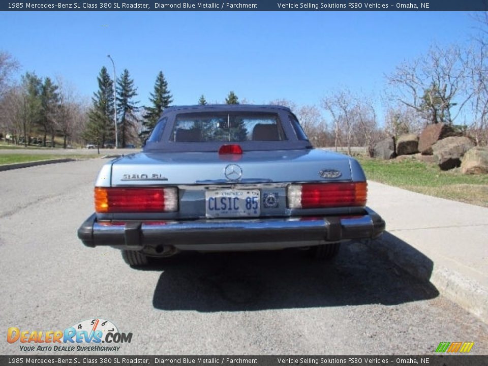 1985 Mercedes-Benz SL Class 380 SL Roadster Diamond Blue Metallic / Parchment Photo #5