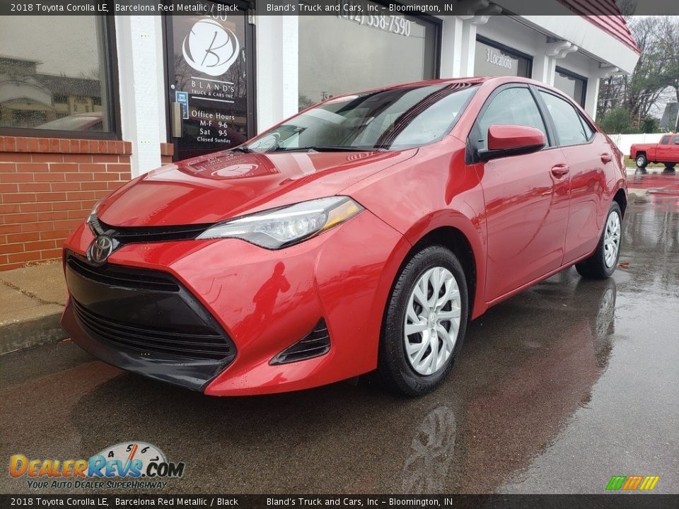 2018 Toyota Corolla LE Barcelona Red Metallic / Black Photo #2