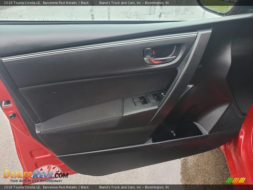 2018 Toyota Corolla LE Barcelona Red Metallic / Black Photo #4