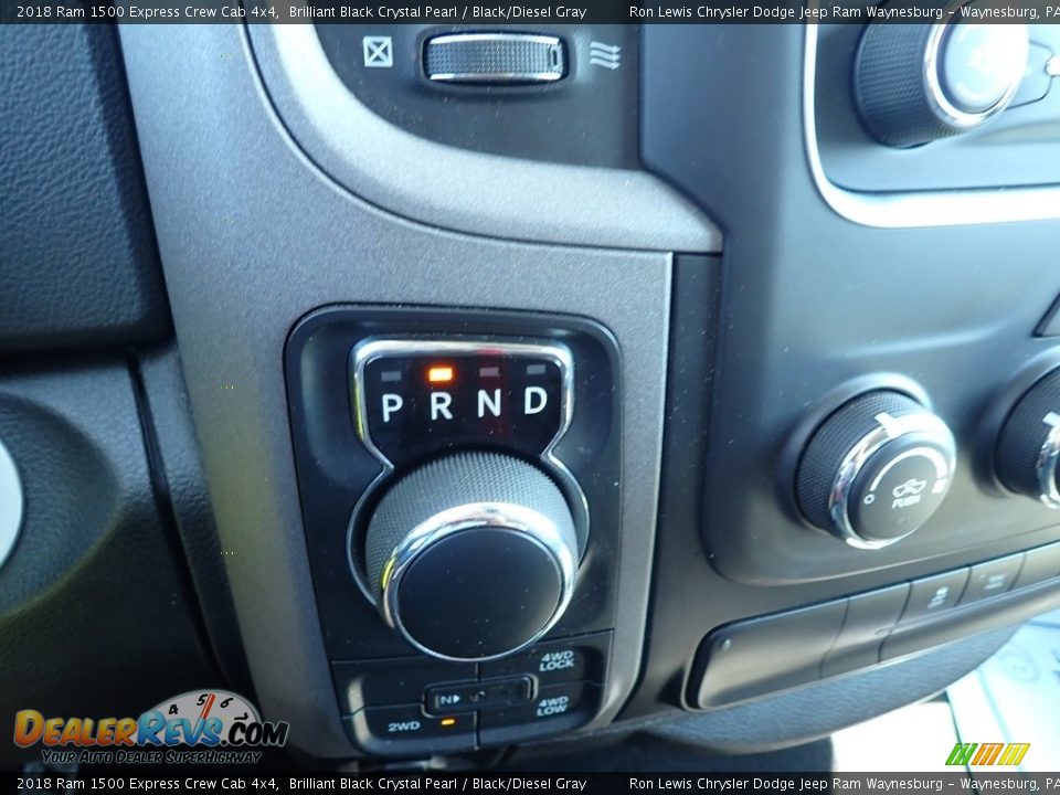 2018 Ram 1500 Express Crew Cab 4x4 Brilliant Black Crystal Pearl / Black/Diesel Gray Photo #22