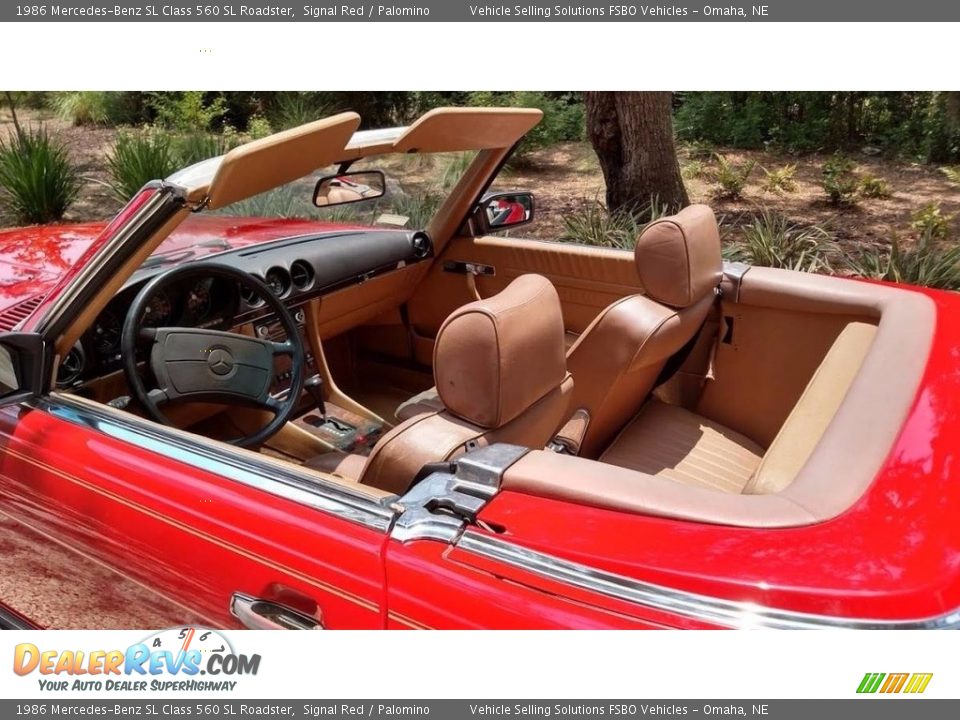 Front Seat of 1986 Mercedes-Benz SL Class 560 SL Roadster Photo #8