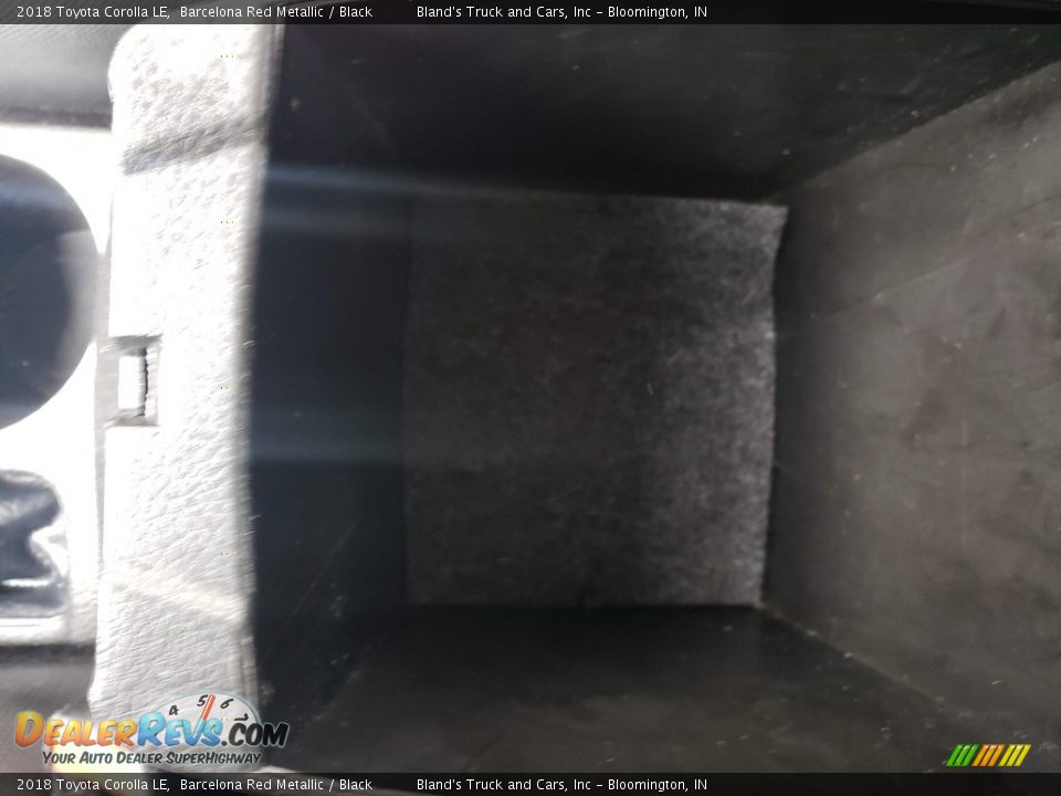 2018 Toyota Corolla LE Barcelona Red Metallic / Black Photo #23