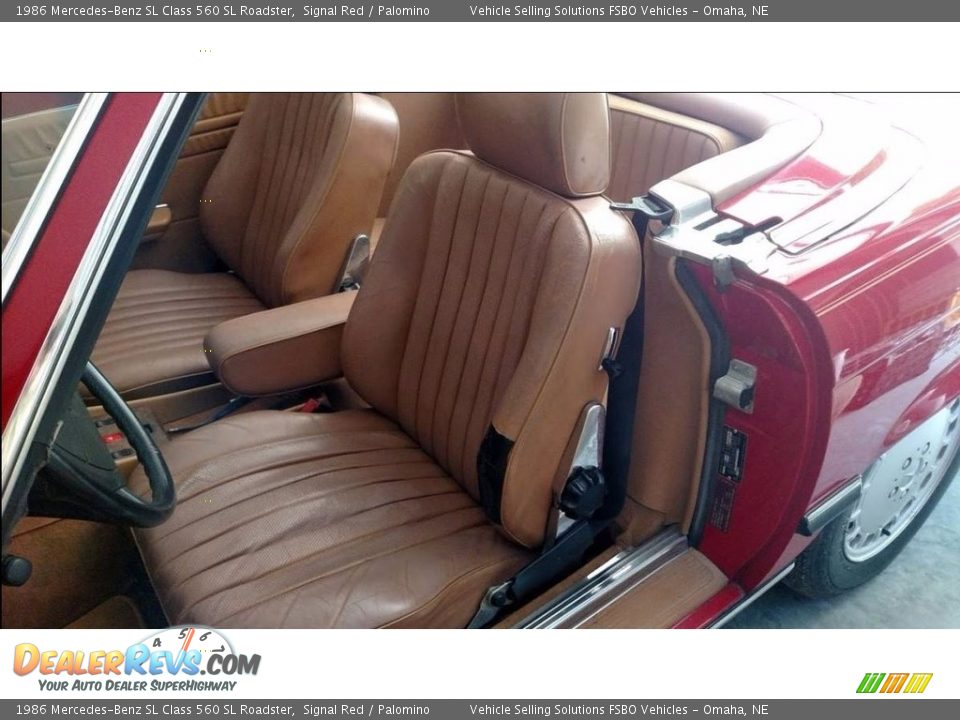 Front Seat of 1986 Mercedes-Benz SL Class 560 SL Roadster Photo #18