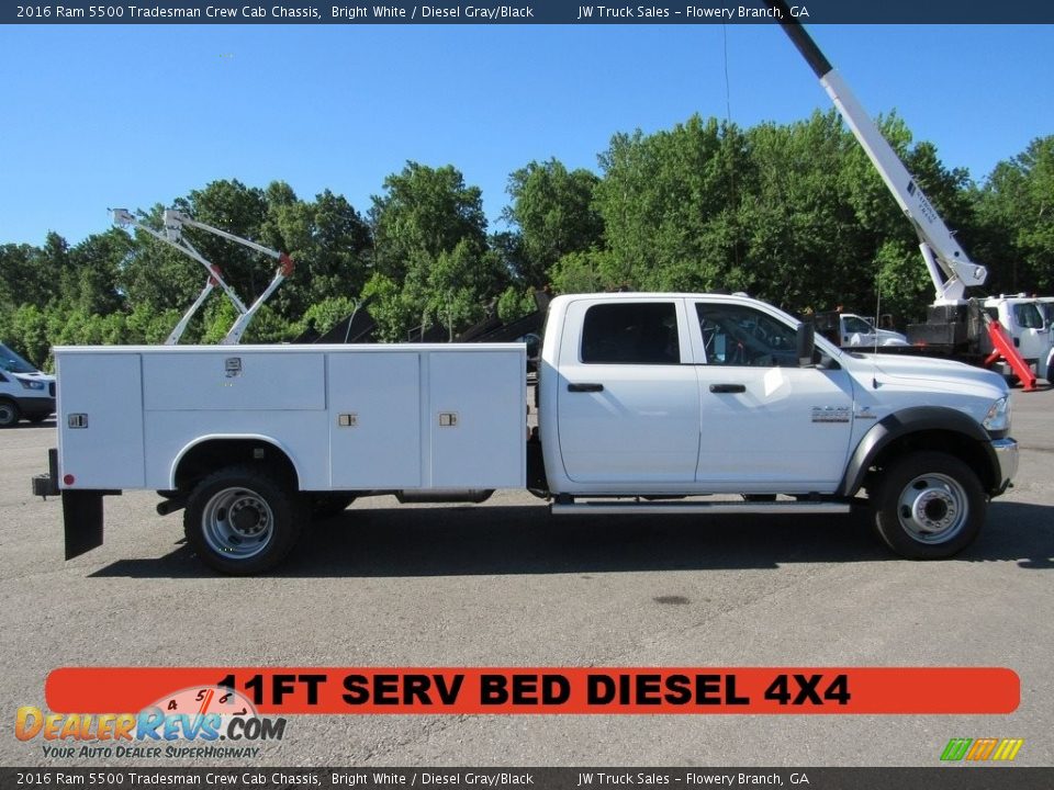 2016 Ram 5500 Tradesman Crew Cab Chassis Bright White / Diesel Gray/Black Photo #6