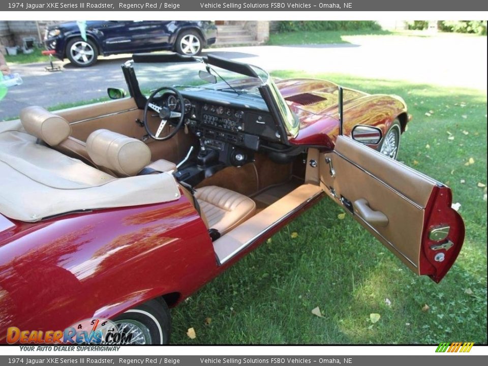 Front Seat of 1974 Jaguar XKE Series III Roadster Photo #4