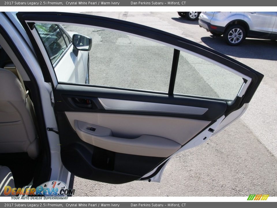 2017 Subaru Legacy 2.5i Premium Crystal White Pearl / Warm Ivory Photo #14
