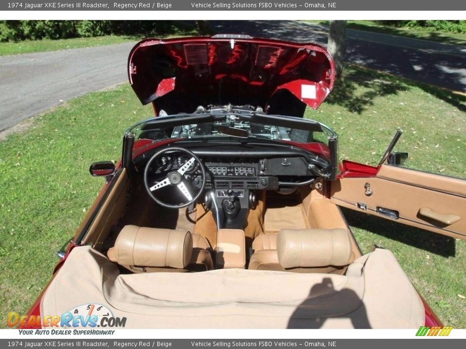 Front Seat of 1974 Jaguar XKE Series III Roadster Photo #15