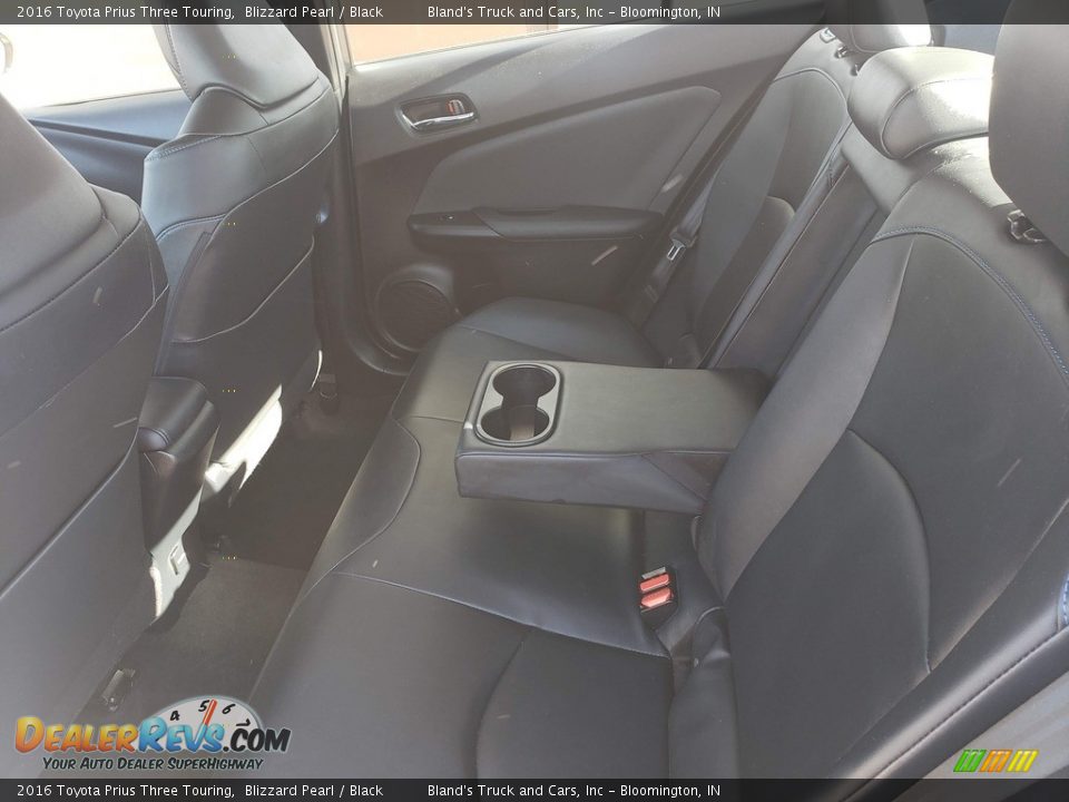 2016 Toyota Prius Three Touring Blizzard Pearl / Black Photo #23