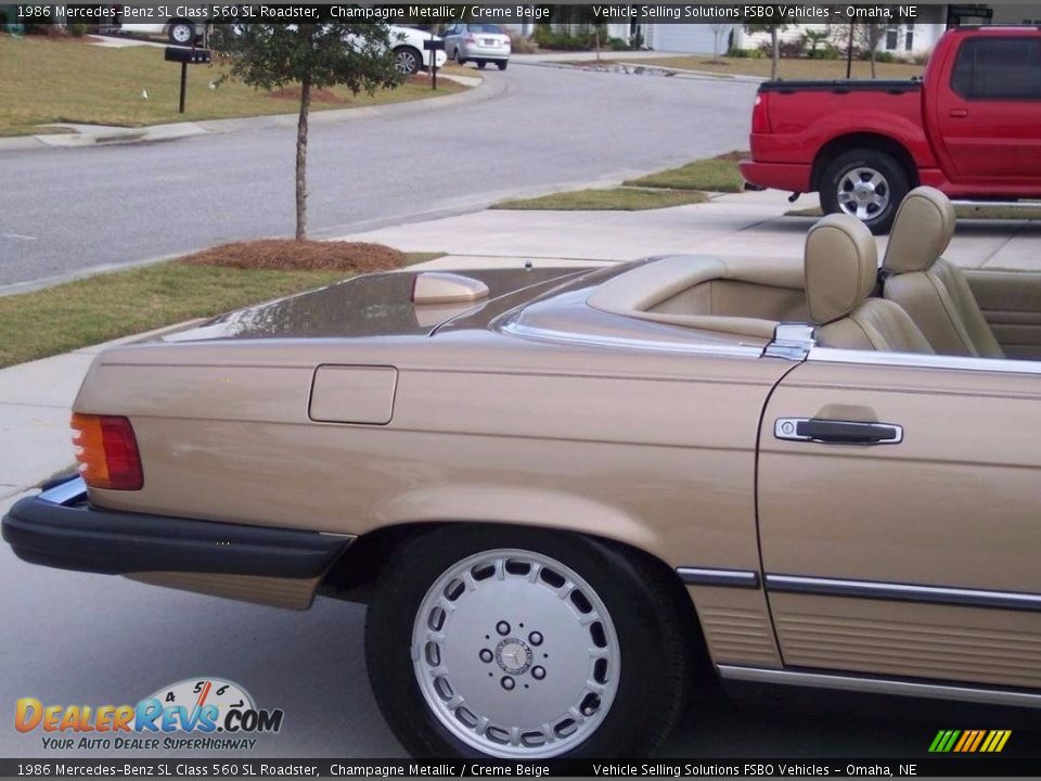 Champagne Metallic 1986 Mercedes-Benz SL Class 560 SL Roadster Photo #3