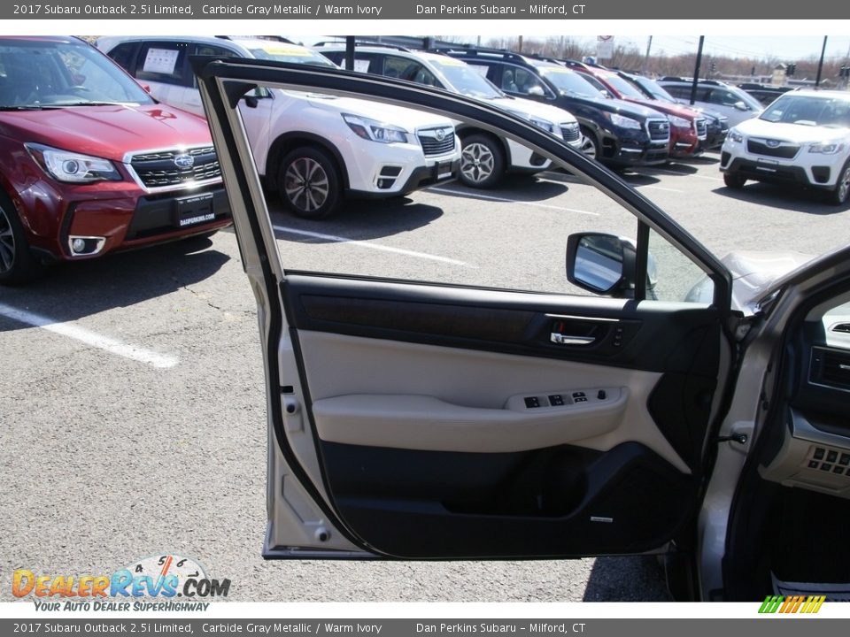 2017 Subaru Outback 2.5i Limited Carbide Gray Metallic / Warm Ivory Photo #9