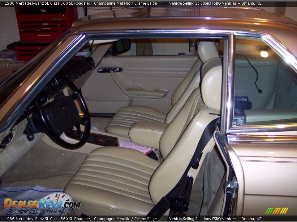 Creme Beige Interior - 1986 Mercedes-Benz SL Class 560 SL Roadster Photo #20