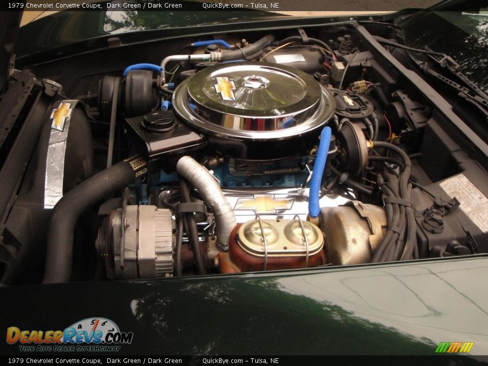 1979 Chevrolet Corvette Coupe Dark Green / Dark Green Photo #4