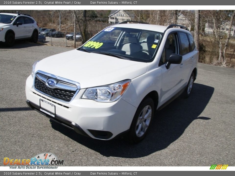 2016 Subaru Forester 2.5i Crystal White Pearl / Gray Photo #1