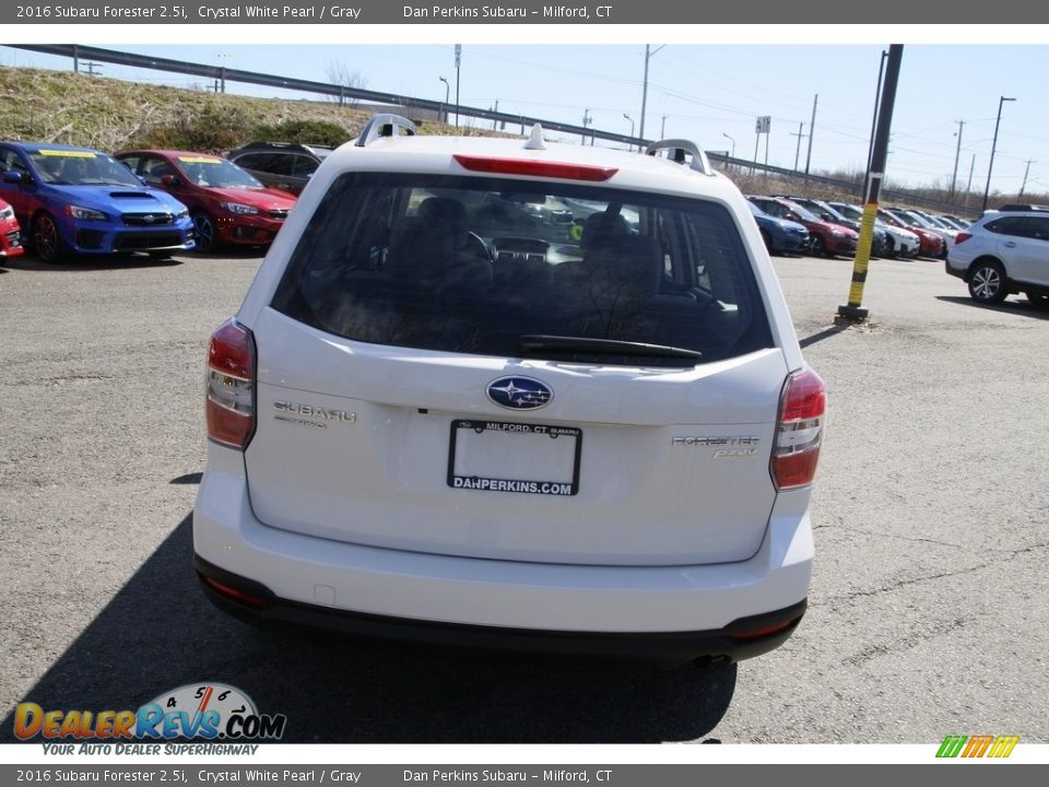 2016 Subaru Forester 2.5i Crystal White Pearl / Gray Photo #6