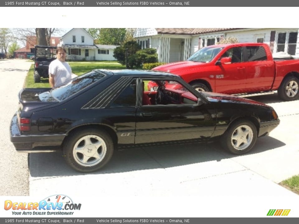 1985 Ford Mustang GT Coupe Black / Red Photo #4