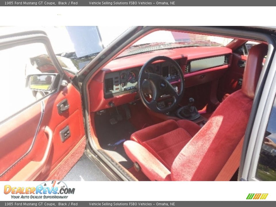 1985 Ford Mustang GT Coupe Black / Red Photo #5