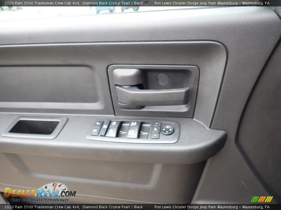 2020 Ram 3500 Tradesman Crew Cab 4x4 Diamond Black Crystal Pearl / Black Photo #19