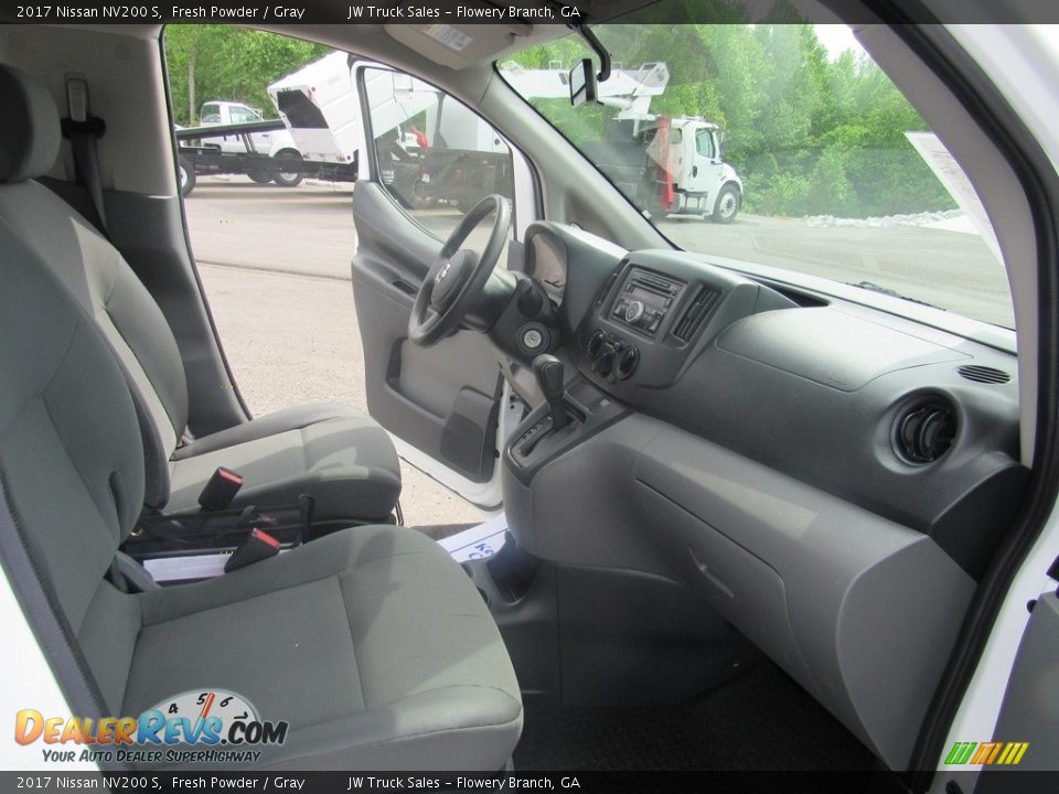 2017 Nissan NV200 S Fresh Powder / Gray Photo #16