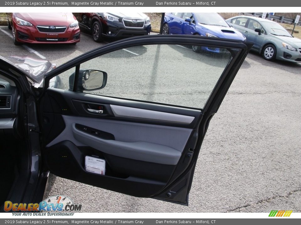 2019 Subaru Legacy 2.5i Premium Magnetite Gray Metallic / Titanium Gray Photo #16