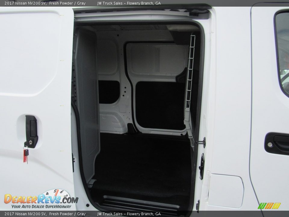 2017 Nissan NV200 SV Fresh Powder / Gray Photo #10