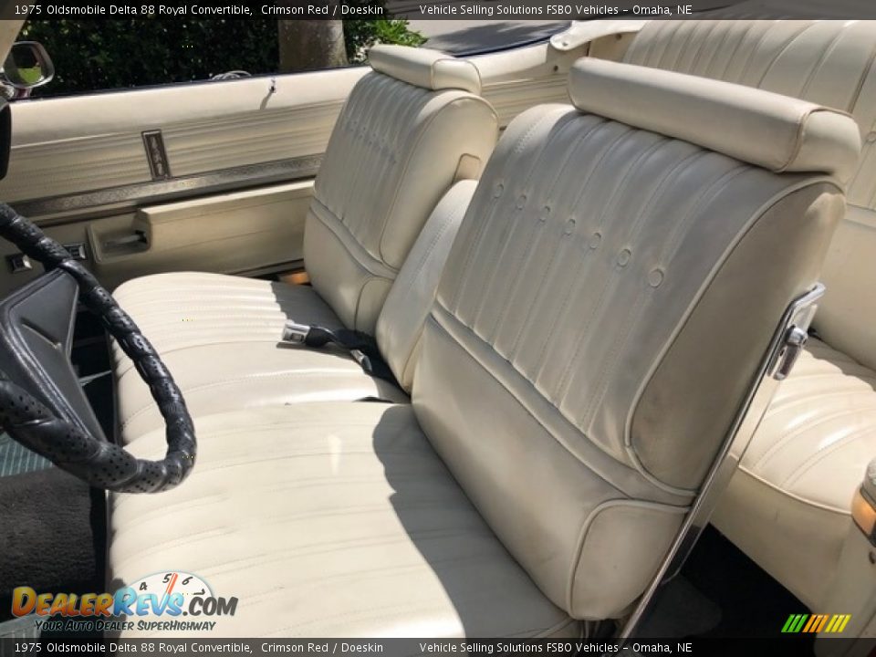 Front Seat of 1975 Oldsmobile Delta 88 Royal Convertible Photo #8