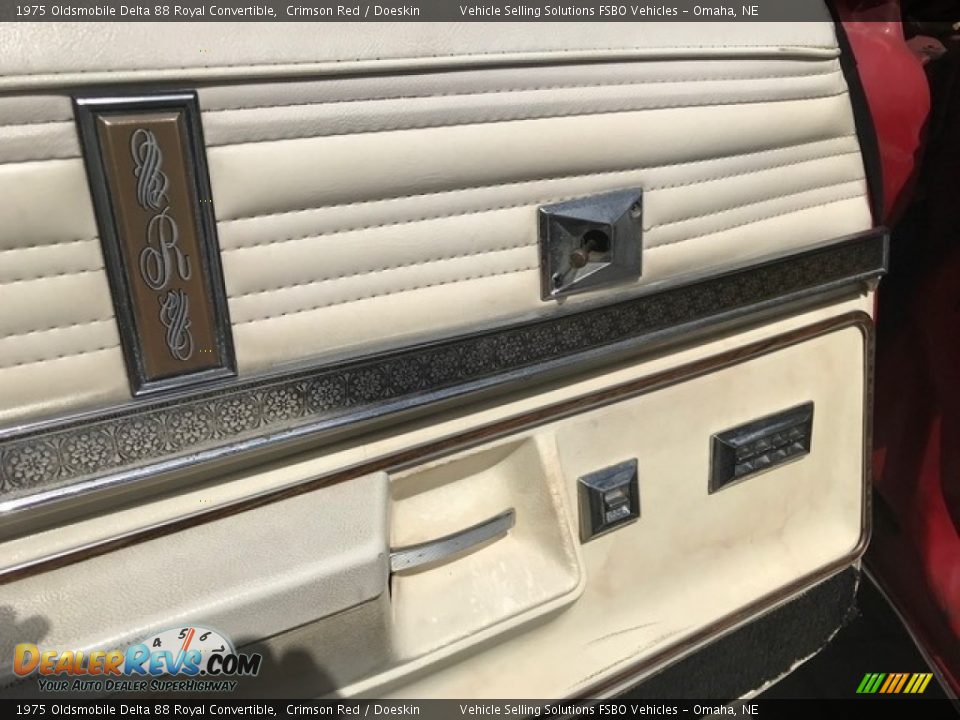 Door Panel of 1975 Oldsmobile Delta 88 Royal Convertible Photo #15