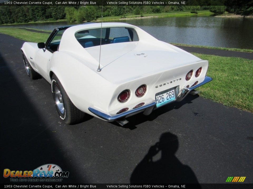 1969 Chevrolet Corvette Coupe Can Am White / Bright Blue Photo #6