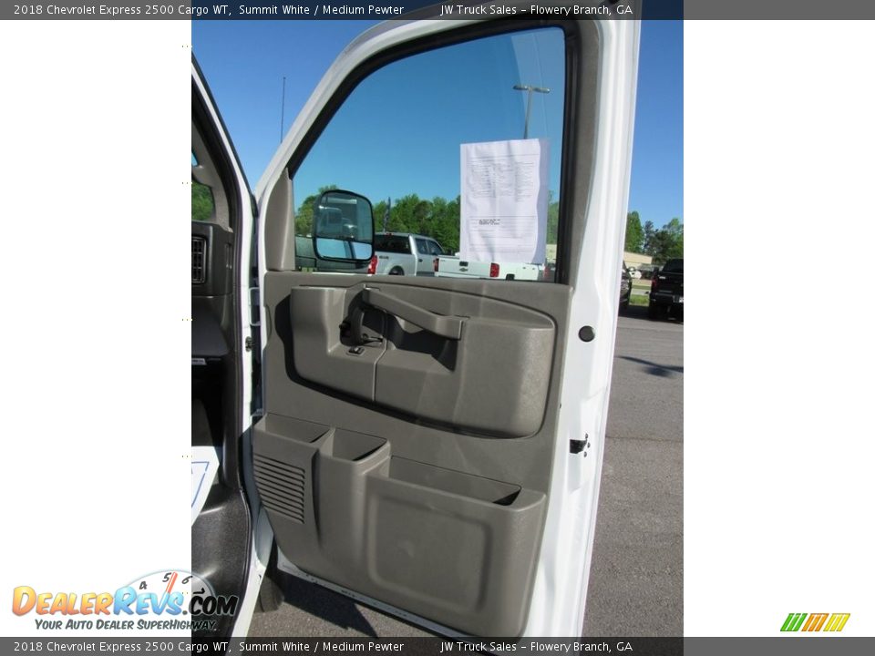 2018 Chevrolet Express 2500 Cargo WT Summit White / Medium Pewter Photo #17