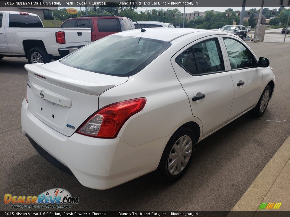 2015 Nissan Versa 1.6 S Sedan Fresh Powder / Charcoal Photo #22