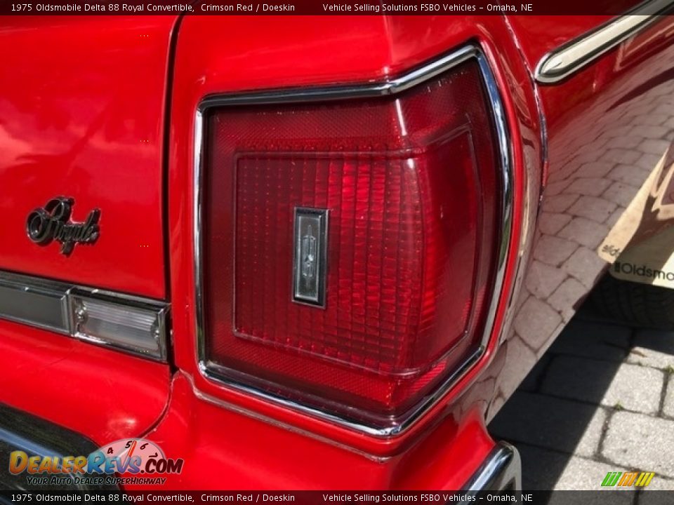 1975 Oldsmobile Delta 88 Royal Convertible Crimson Red / Doeskin Photo #31