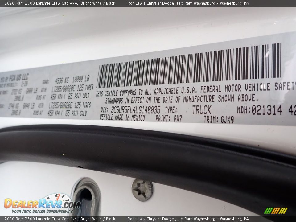 2020 Ram 2500 Laramie Crew Cab 4x4 Bright White / Black Photo #17