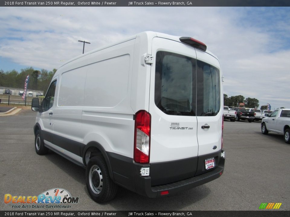 2018 Ford Transit Van 250 MR Regular Oxford White / Pewter Photo #2