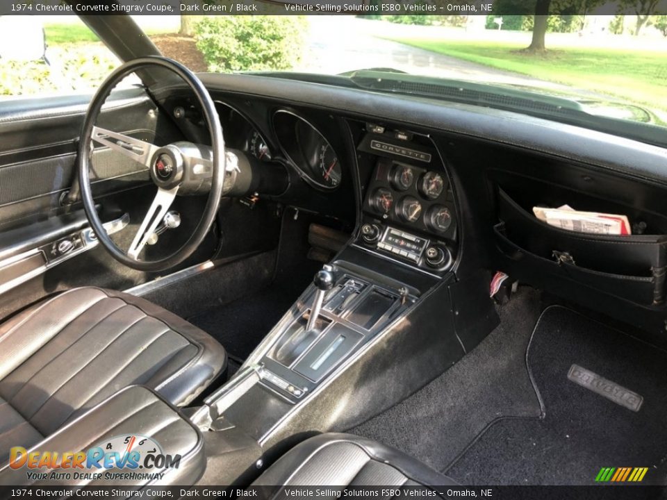 Dashboard of 1974 Chevrolet Corvette Stingray Coupe Photo #4