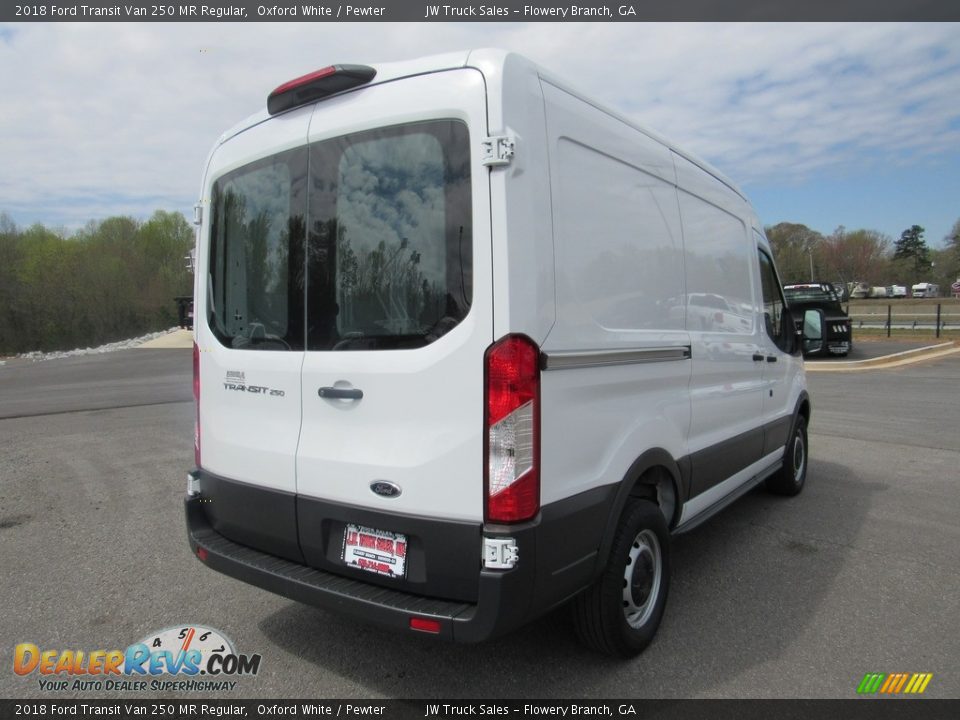 2018 Ford Transit Van 250 MR Regular Oxford White / Pewter Photo #4