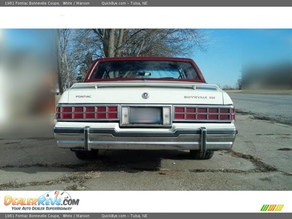 1981 Pontiac Bonneville Coupe White / Maroon Photo #4