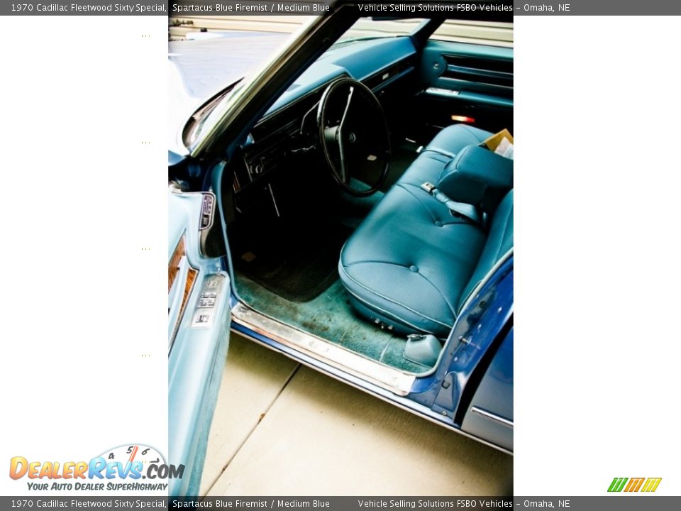 Front Seat of 1970 Cadillac Fleetwood Sixty Special Photo #8
