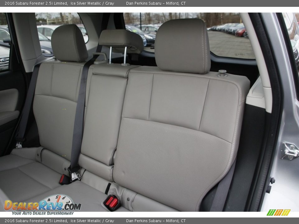 2016 Subaru Forester 2.5i Limited Ice Silver Metallic / Gray Photo #13