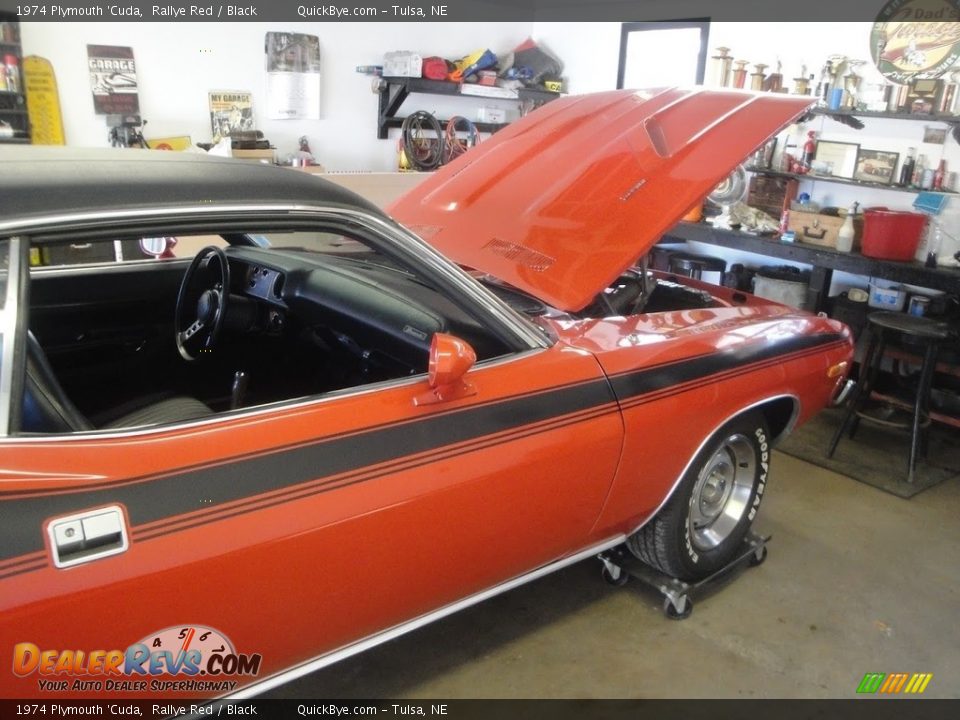 1974 Plymouth 'Cuda Rallye Red / Black Photo #11