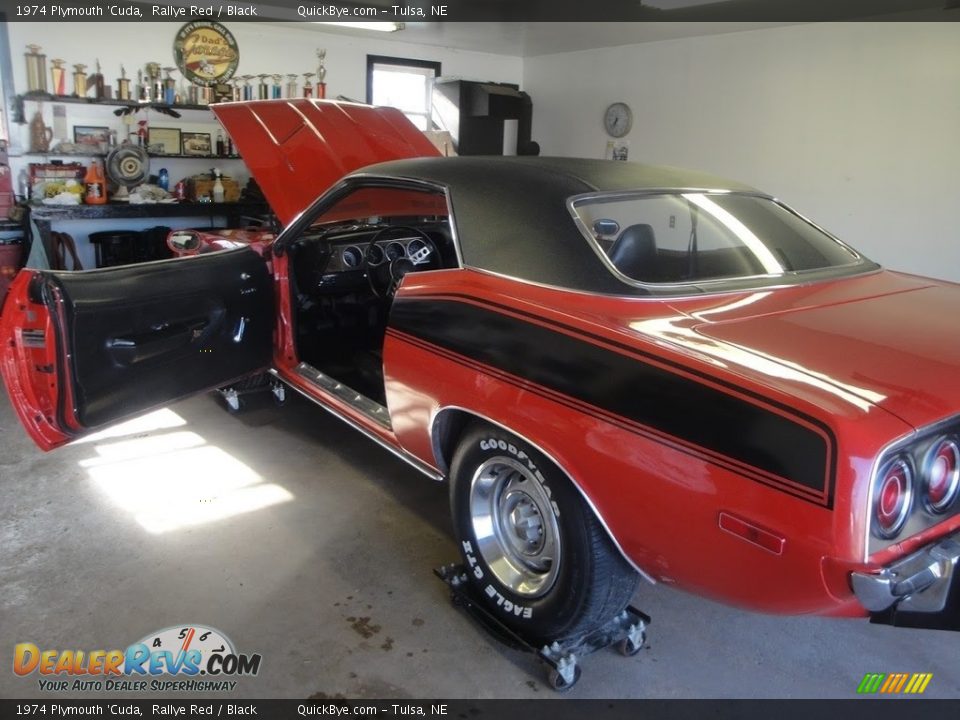 1974 Plymouth 'Cuda Rallye Red / Black Photo #15