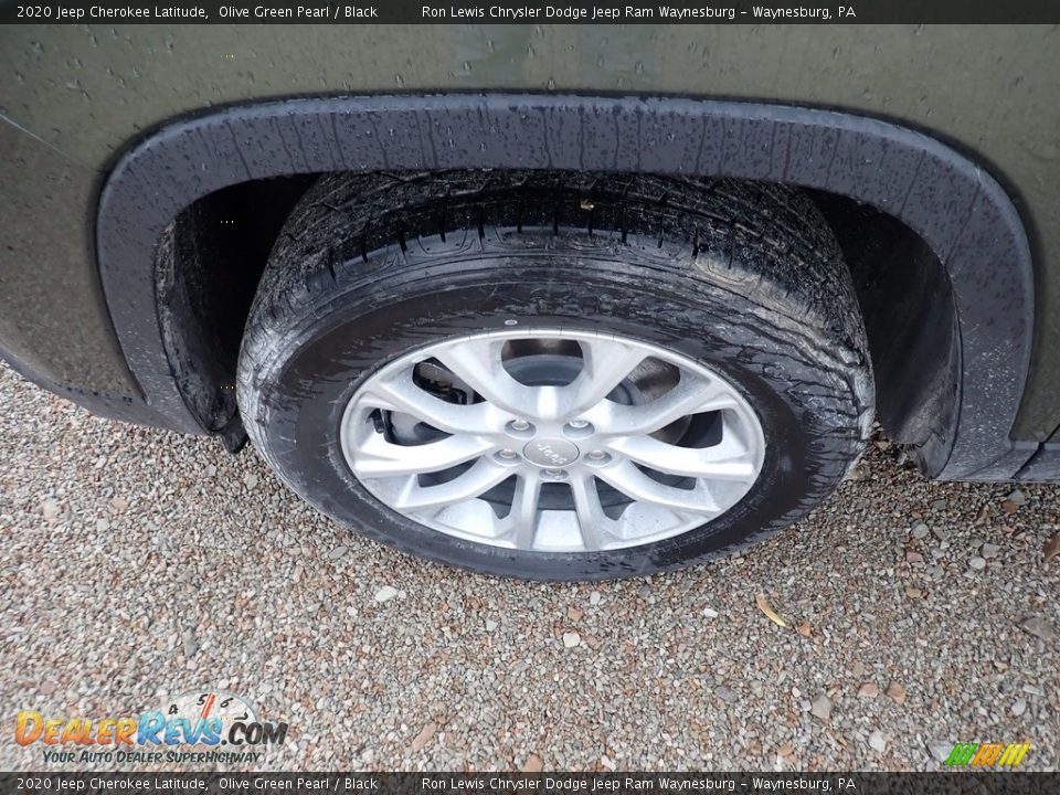 2020 Jeep Cherokee Latitude Olive Green Pearl / Black Photo #2