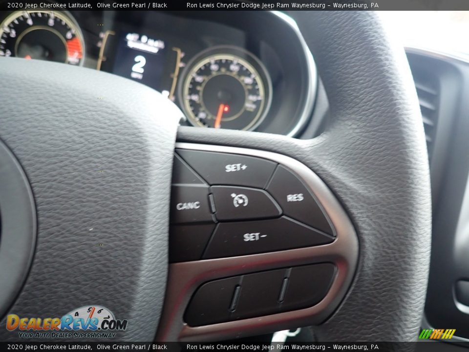 2020 Jeep Cherokee Latitude Olive Green Pearl / Black Photo #18