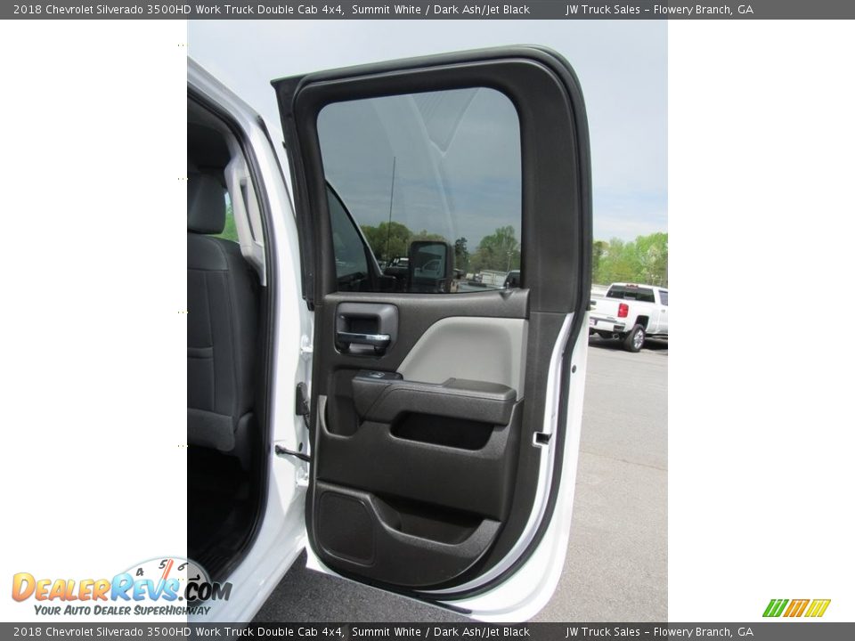 Door Panel of 2018 Chevrolet Silverado 3500HD Work Truck Double Cab 4x4 Photo #27
