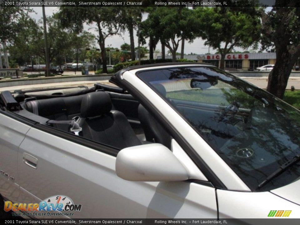 2001 Toyota Solara SLE V6 Convertible Silverstream Opalescent / Charcoal Photo #20