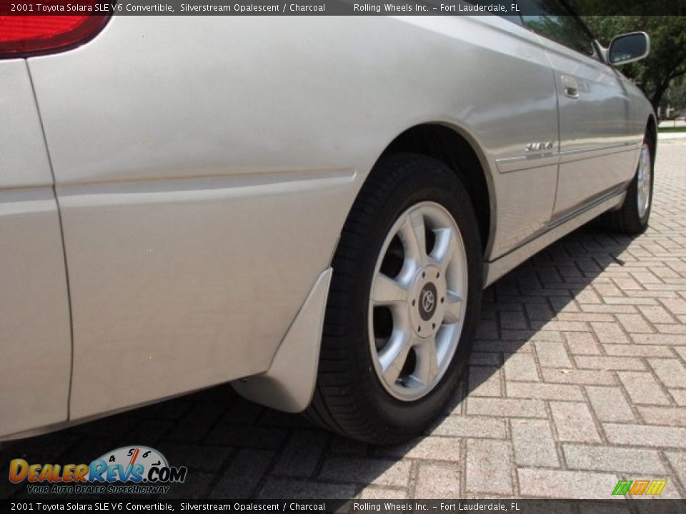 2001 Toyota Solara SLE V6 Convertible Silverstream Opalescent / Charcoal Photo #22